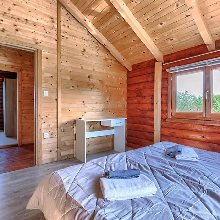 Minja By Interhome Tatil Evi Materada