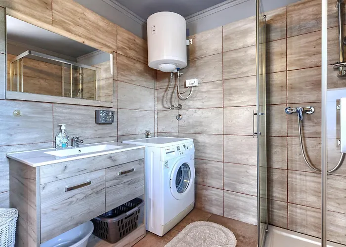 Semesterbostad Minja By Interhome