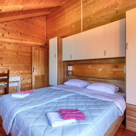 Minja - Uma290 By Interhome *