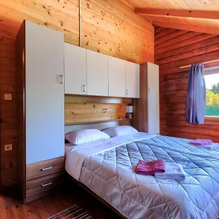Minja - Uma290 By Interhome